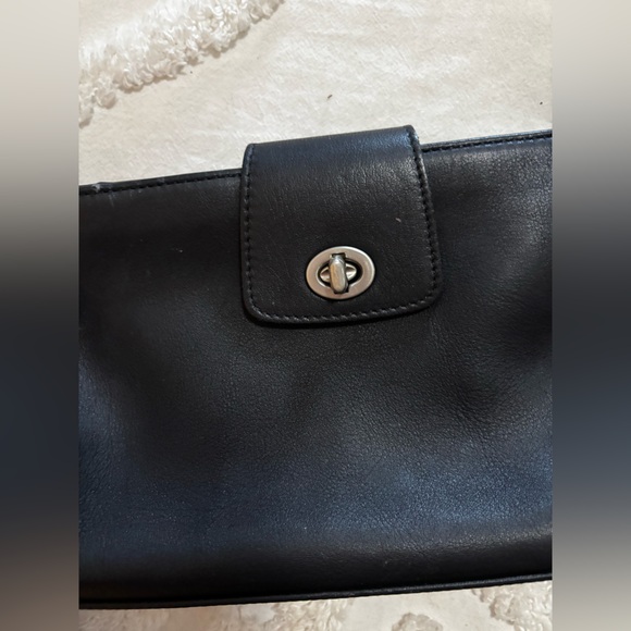 Vintage Coach Demi Legacy Bag - style 9154 - Picture 4 of 10